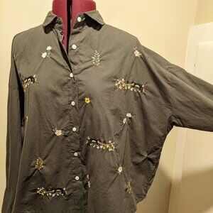 Cat & Flower Embroidered Boxy Shirt – Unique & Stylish Layering Piece